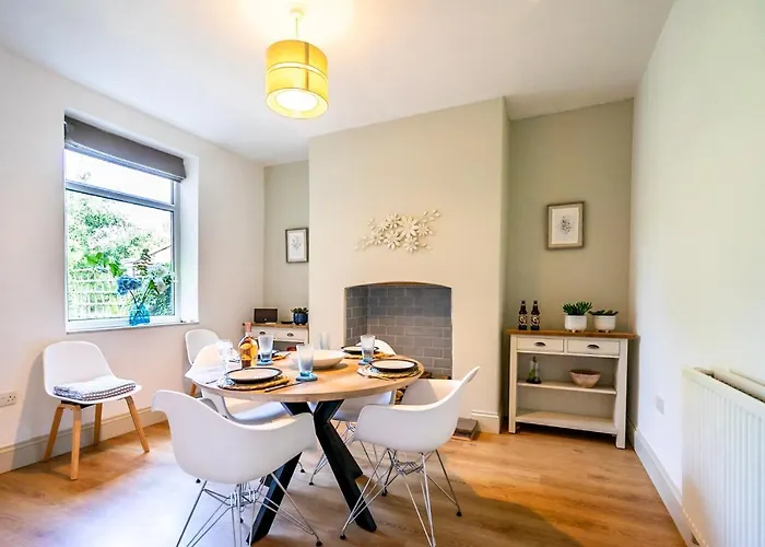 Northern Flowerhouse